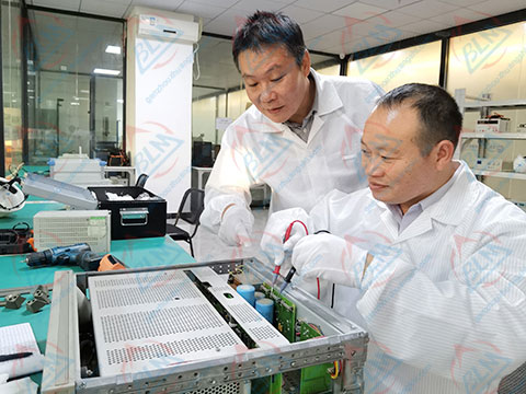 泰克Tektronics仪器维修图片 泰克Tektronics仪器维修图片